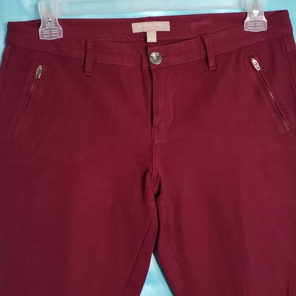 Banana Republic Capri Pants - Picture 2 of 5